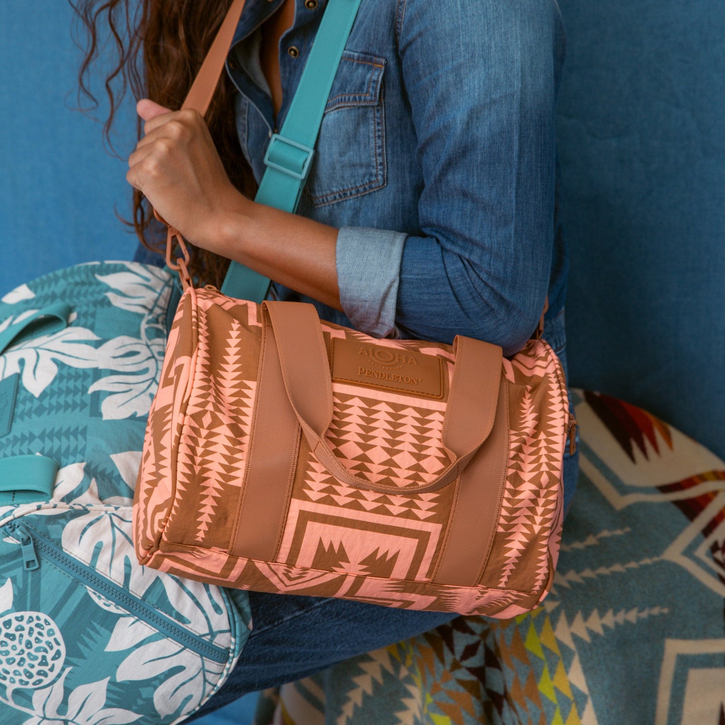 KEEP IT LIGHT STUBBY DUFFLE - US 9595