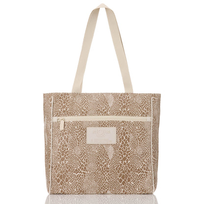 GO-TO TOTE - US 4793