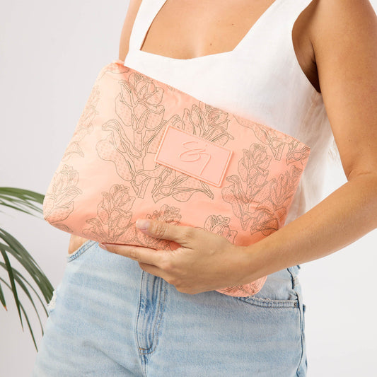 MID POUCH - US 5784