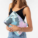 MID POUCH - US 6215