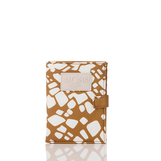 PASSPORT HOLDER - US 5749